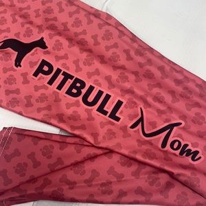 pitbull mom leggings small